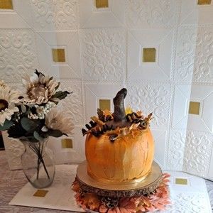 Meet your Posher, Posh